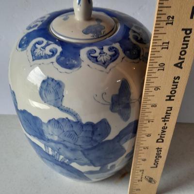 Large, 12" lidded Ginger jar