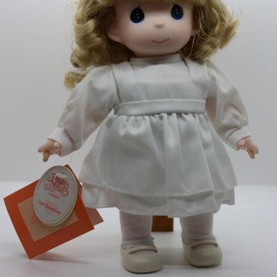 PRECIOUS MOMENTS Nurse Doll with Tags