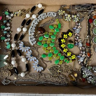 Tray of Vintage Necklaces, Plus
