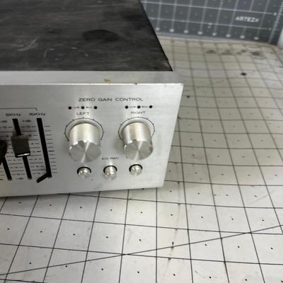 REALISTIC Equalizer 