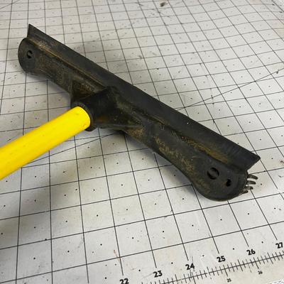 Squeegee SWEEPA Floor Scrubber 