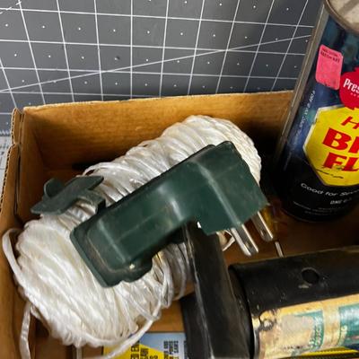 Garage Lot: Jack Stand, Twine, Garbage Bags 