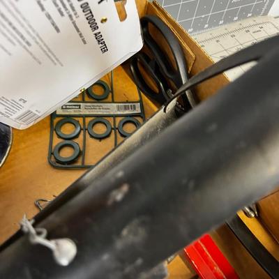 Garage Lot: Jack Stand, Twine, Garbage Bags 