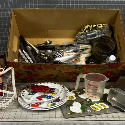 Super Lot of Kitchen Items 