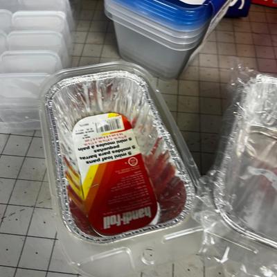 Lot of NEW Kitchen Stuff: Foil, Plastic Containers, etc.