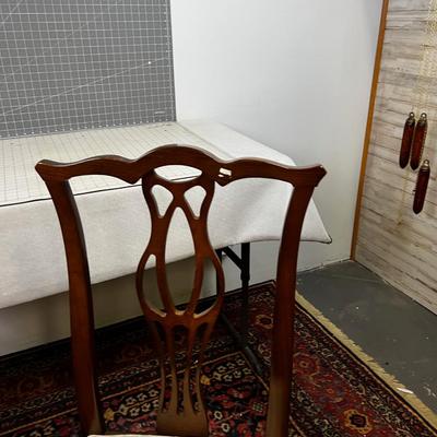 Queen Anne Cherry Wood Side Chair