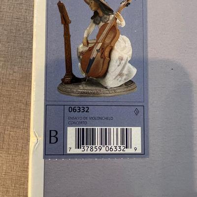 Lladro Concerto #6332 Girl Playing Cello w/Box