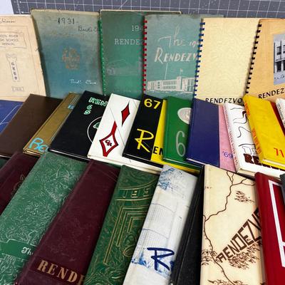 Lincoln High School Yearbook Green River Rendezvous 1940 to 1974 Inclusive