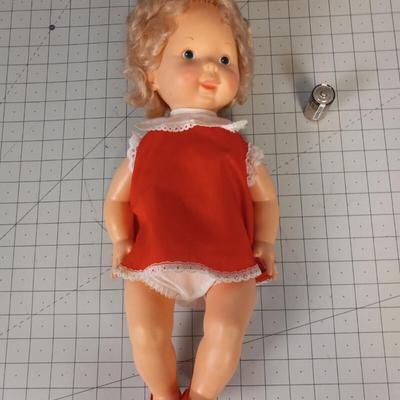  Vintage 1978 "PATTY CAKE SINGS!" Vogue Dolls w/ Original Box