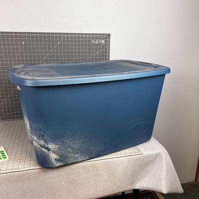 30 Gallon Extra Large Storage tub & Lid