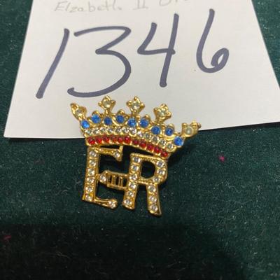 Queen Elizabeth II Crown Pin