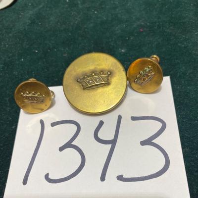 Vintage Clip On Earrings and Pin