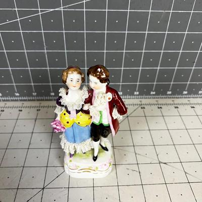 Small 5" Meissen Figurines Lace Edge Man & Woman 