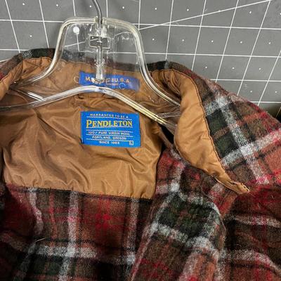 3 Men's Size Large Button Down Hunting Shirts; Pendleton, Browning & Beretta 