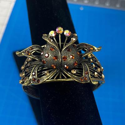 LZ Designer Bracelet, Antique Gold Tone, with Faux Jewels 
