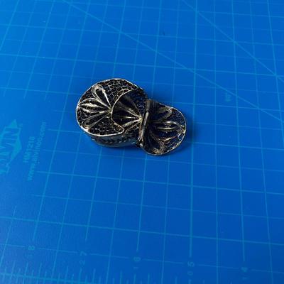 Silver Filigree Pendant / Locket 