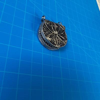 Silver Filigree Pendant / Locket 