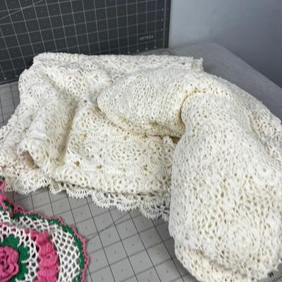 Vintage Doilies, Aprons, Table Cloths