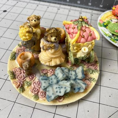 (3) Fall, Spring and Rosey Bears Resin Collectible Tiny Tea Parties on Plate 