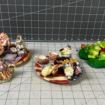 (3) Fall, Spring and Rosey Bears Resin Collectible Tiny Tea Parties on Plate 