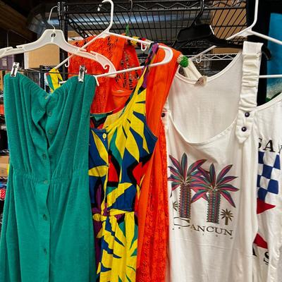 Get Ready for the BEACH: Towel, Vintage Cancun, Flip-Flops, CABO, Hats & More! 