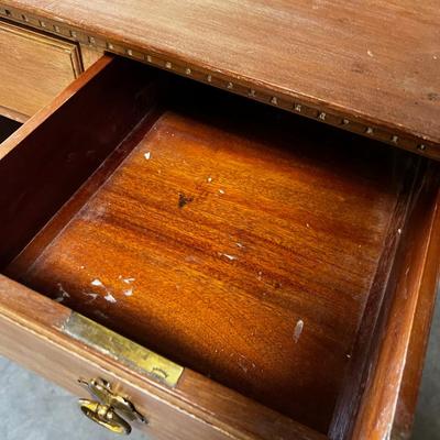 1920's Mahogany Vanity with 3 Mirrors