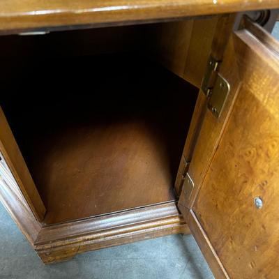 Hexagon Corner End Table 