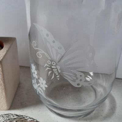 Partylite tea candle tiered candle sconces, Butterfly etched vase and small bag of decorative rock