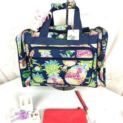 249 Tropical Pineapple Overnight Tote with Clutch, Pineapple Earrings, Hairclips