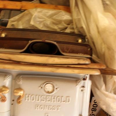 1900's White- Warner Wood stove complete.est. $350 to $600.