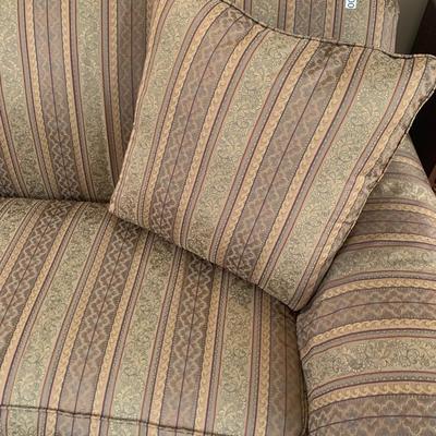 Clean Drexel Heritage Sofa w/ Matching Pillows