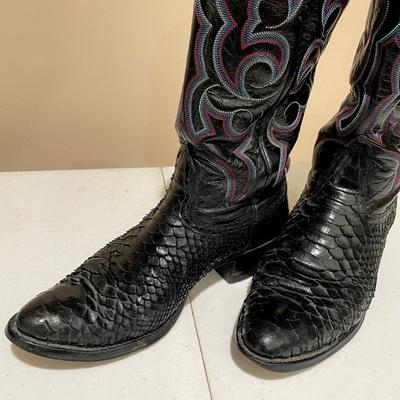 JUSTIN Boot  & NOCONA Boot Size 9