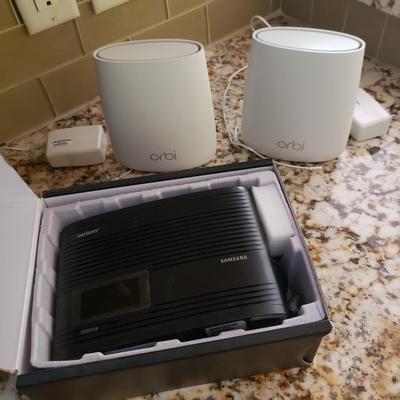 Verizon and Netgear WiFi Extenders (K-KD)