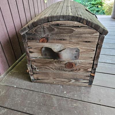 Vintage Dome Top Wooden Chest  (FP-JS)