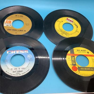 10 vinyl records 45 The Caravelles, The 4 Seasons, The Butterflys, The McCoys, Aaron Neville
