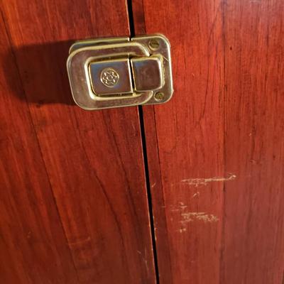 Vintage Children's Furniture and Toys (UO-KD)