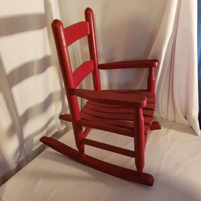Vintage Children's Furniture and Toys (UO-KD)