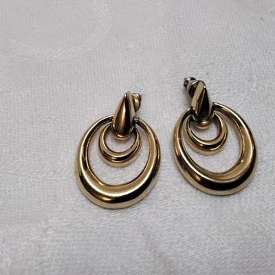 VIntage Trifari Earrings