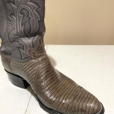 Menâ€™s Justin & Dan Post Boots Size 8