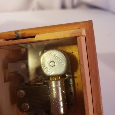 Campbell's Soup Kids Posters and Music Boxes (UO-KD)