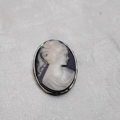 Cameo