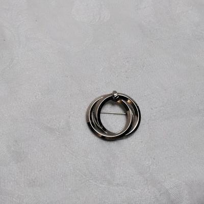 Geovanni Brooch