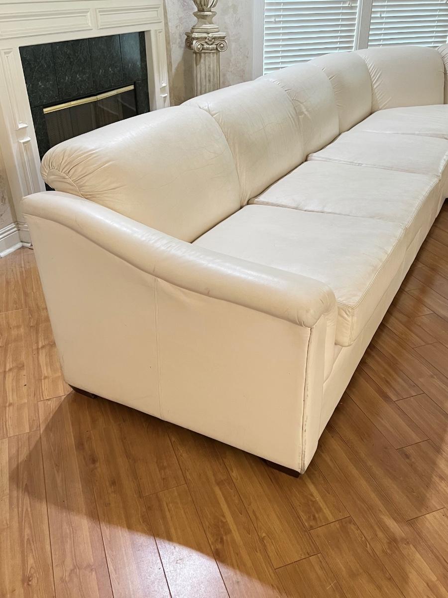 CUSTOM FURNITURE EXPRESSIONS Leather Sectional Sofa *Read Details