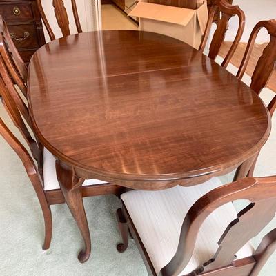 CLEAN Mahogany Dining Set 6 Chairs & 2 Leaves