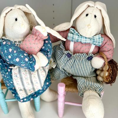 Collectable Creations - Bunny Couple