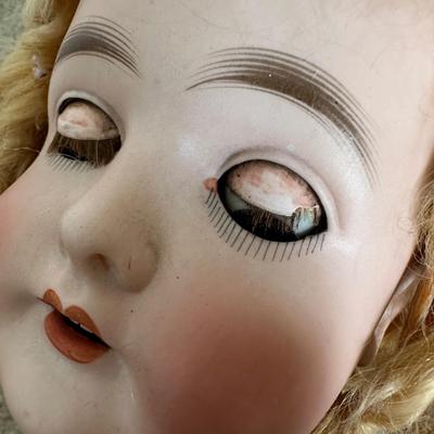 Antique Armand Marseille Queen Louise 9 Doll