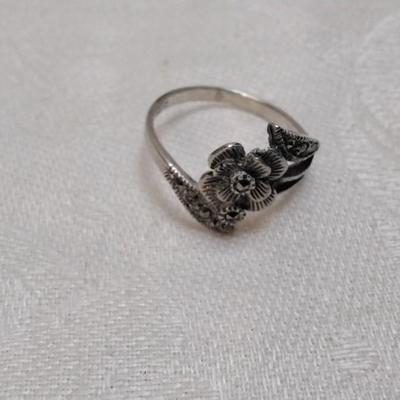 Marcasite 925 Ring Size 7