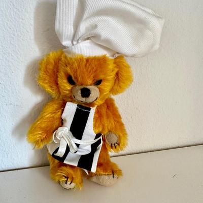Merry Thought - Baker Bear