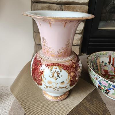 2 Decorative Asian Vase and Bowl