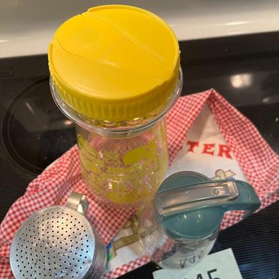 Vintage Kitchen Items